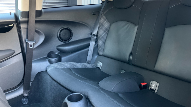 MINI Hatchback 2.0 Cooper S II 3dr Petrol Hatchback